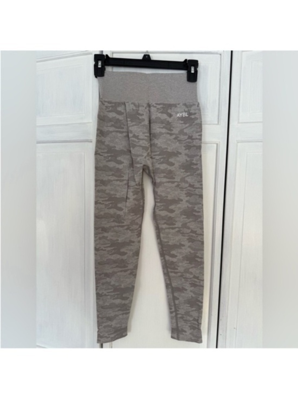 AYBL Taupe Gray Camo High-Waist Girls' Leggings